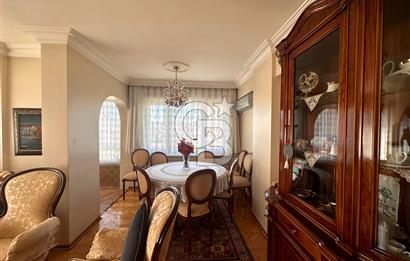 Atatürk Caddesinde Prestijli Konumda Kazançlı Yatırım 