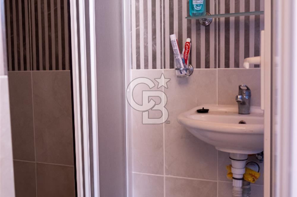 Sarıgerme'de Deniz Manzaralı Kiralık 3+1 Bahçe Tripleksi