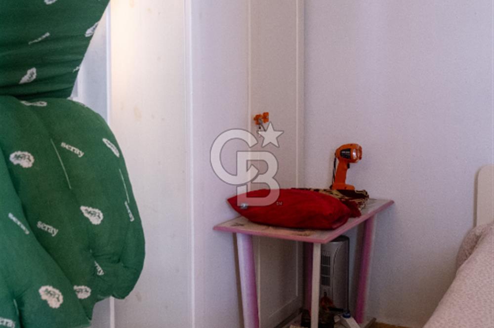 Sarıgerme'de Deniz Manzaralı Kiralık 3+1 Bahçe Tripleksi