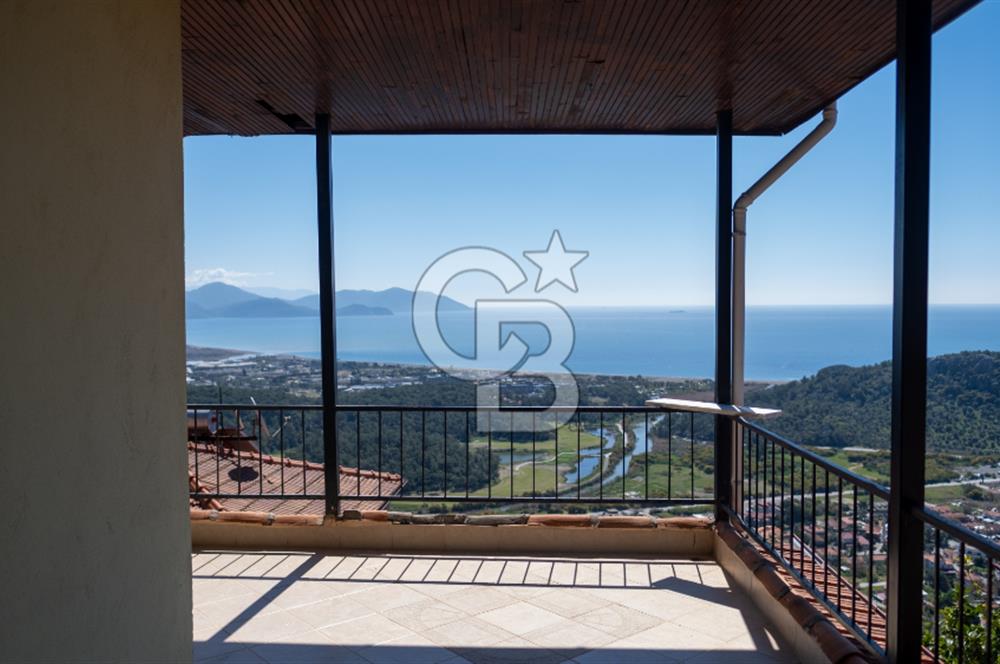 Sarıgerme'de Deniz Manzaralı Kiralık 3+1 Bahçe Tripleksi