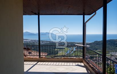 Sarıgerme'de Deniz Manzaralı Kiralık 3+1 Bahçe Tripleksi