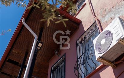 Sarıgerme'de Deniz Manzaralı Kiralık 3+1 Bahçe Tripleksi