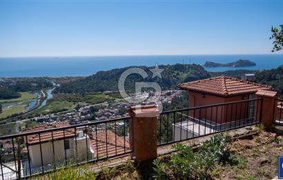 Sarıgerme'de Deniz Manzaralı Kiralık 3+1 Bahçe Tripleksi