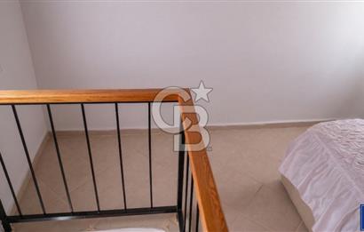 PANOROMİK DENİZ MANZARALI Sarıgerme'de Kiralık Eşyalı 3+1 Bahçe Tripleks