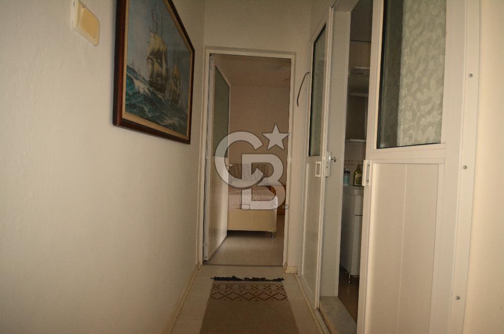 Çeşme Ilıca  Kiralık Bahçe Kullanımlı Teraslı  Eşyalı 2+1 