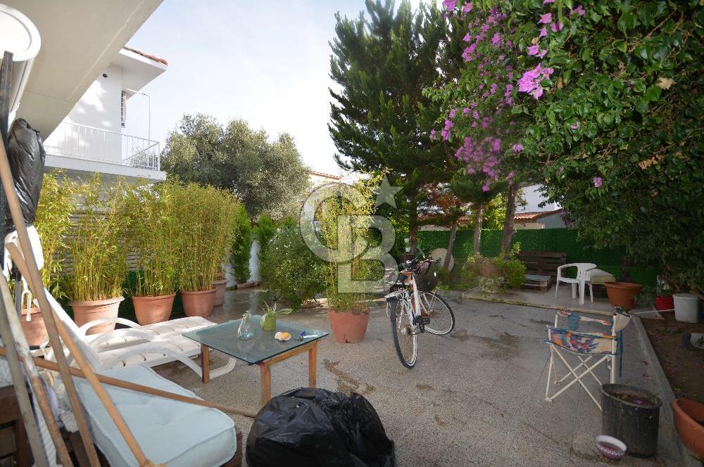 Çeşme Ilıca  Kiralık Bahçe Kullanımlı Teraslı  Eşyalı 2+1 