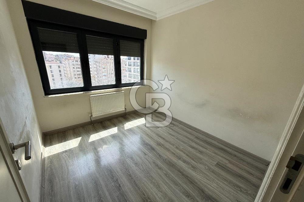 KADIKÖY BOSTANCI LUNAPARK KARŞISI YENİ BİNA 3+1 SATILIK DAİRE