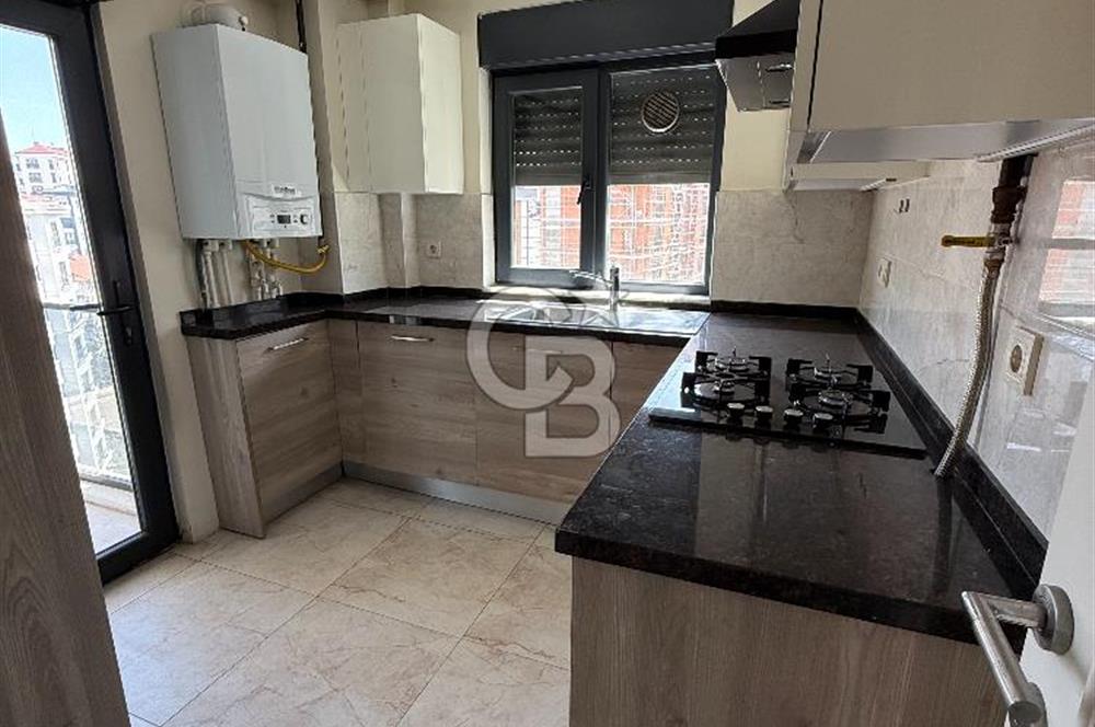 KADIKÖY BOSTANCI LUNAPARK KARŞISI YENİ BİNA 3+1 SATILIK DAİRE