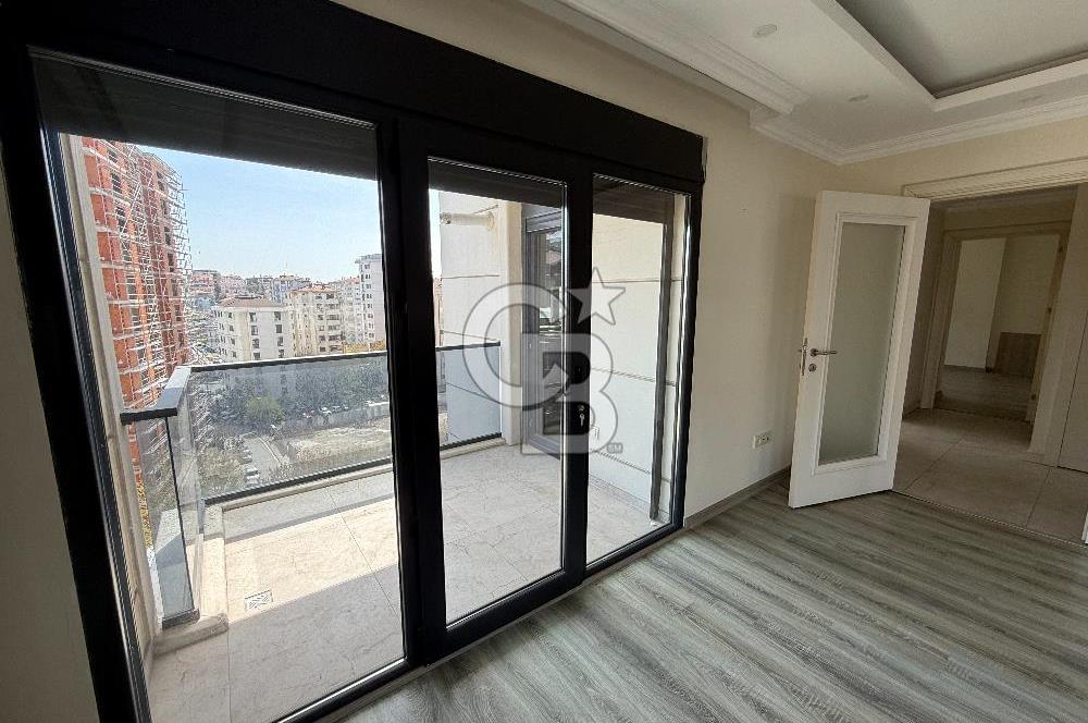 KADIKÖY BOSTANCI LUNAPARK KARŞISI YENİ BİNA 3+1 SATILIK DAİRE