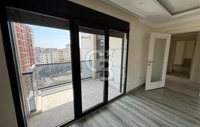 KADIKÖY BOSTANCI LUNAPARK KARŞISI YENİ BİNA 3+1 SATILIK DAİRE