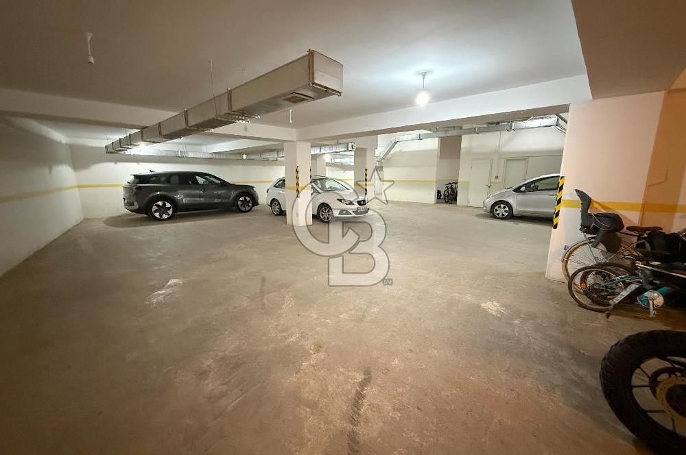 KADIKÖY BOSTANCI LUNAPARK KARŞISI YENİ BİNA 3+1 SATILIK DAİRE