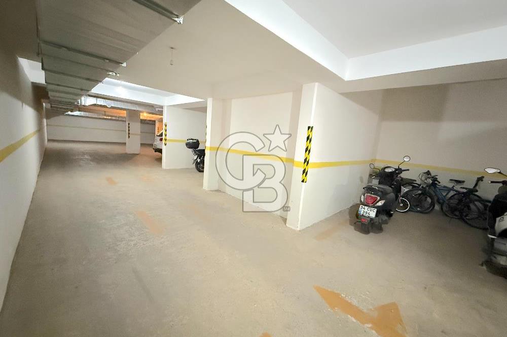 KADIKÖY BOSTANCI LUNAPARK KARŞISI YENİ BİNA 3+1 SATILIK DAİRE