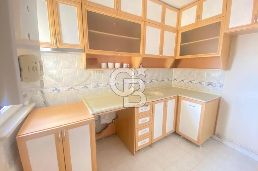 Maltepe Zümrütevler Canay Sokakta 2+1 Kiralık Daire