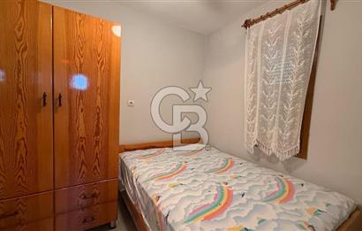 Sahile Yürüyüş Mesafesinde Bahçe İçinde Tripleks Köşe Villa