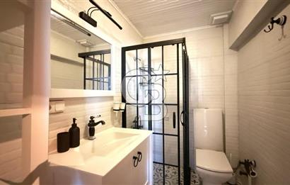 Sahile Yürüyüş Mesafesinde Bahçe İçinde Tripleks Köşe Villa