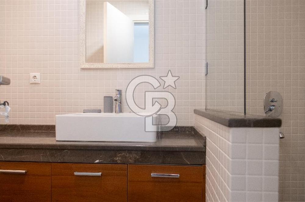 Göcek Sahilinde Satılık Eşyalı 4+1 Lüks Villa