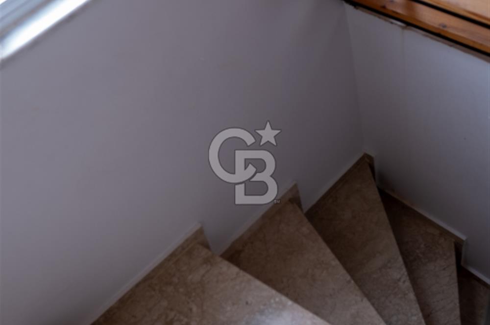 PANOROMİK DENİZ MANZARALI Sarıgerme'de Kiralık Eşyalı 3+1 Bahçe Tripleks