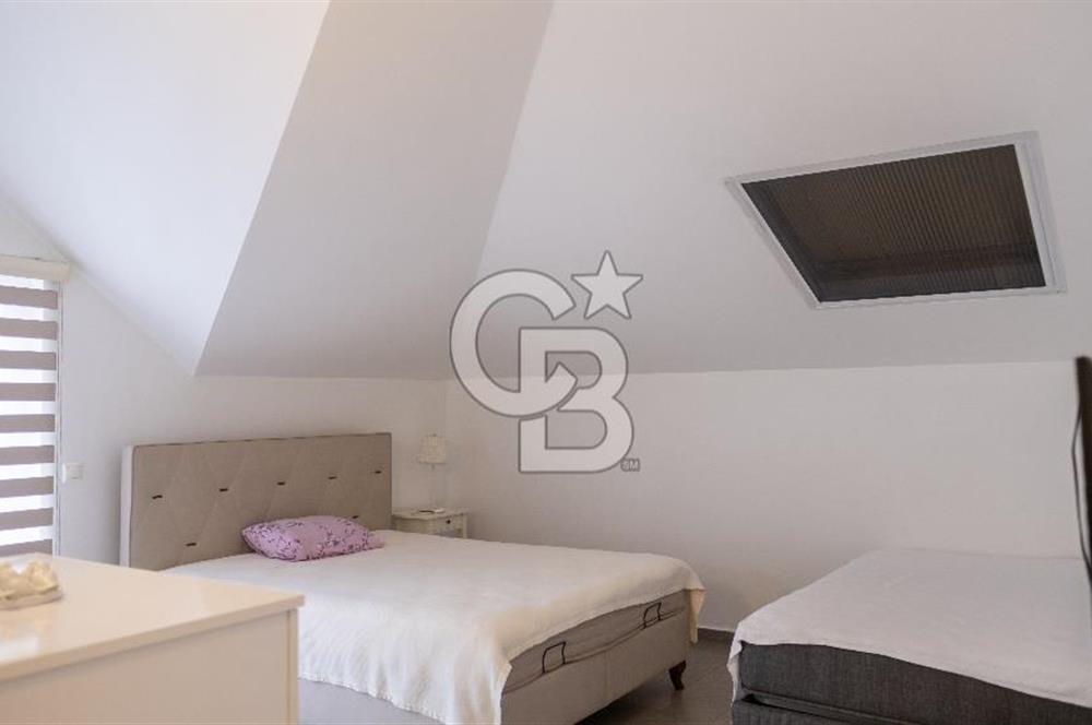 Göcek Sahilinde Satılık Eşyalı 4+1 Lüks Villa