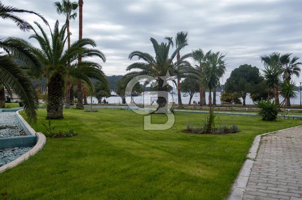 Göcek Sahilinde Satılık Eşyalı 4+1 Lüks Villa