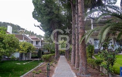 Göcek Sahilinde Satılık Eşyalı 4+1 Lüks Villa