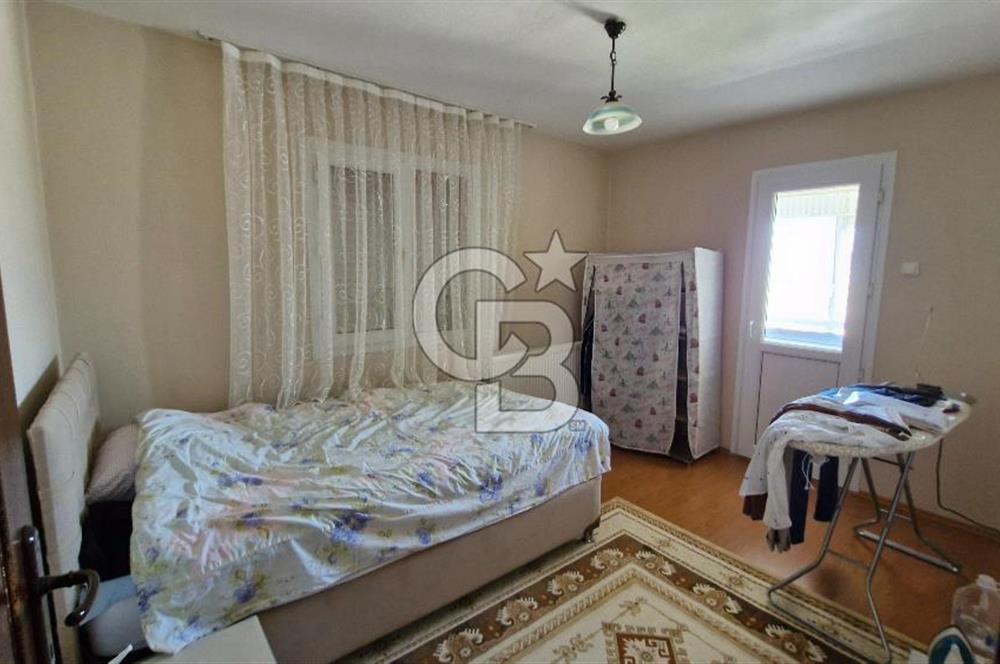 İzmir Menemen 29 Ekim Mh. 3+1 130m² Kiracılı Satılık Daire CB PH