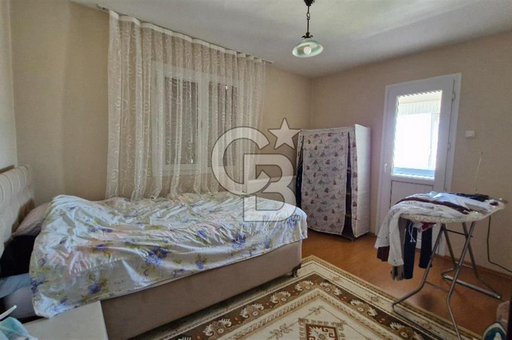 İzmir Menemen 29 Ekim Mh. 3+1 130m² Kiracılı Satılık Daire CB PH