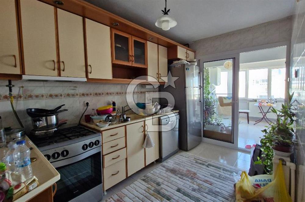 İzmir Menemen 29 Ekim Mh. 3+1 130m² Kiracılı Satılık Daire CB PH