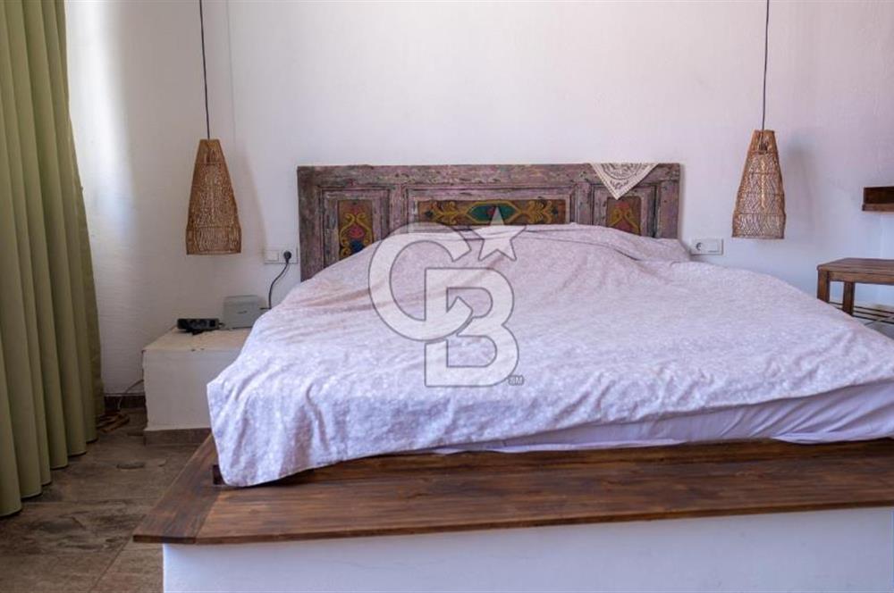 Fethiye Cumhuriyet Mahallesinde Satilik 9+3 Ticari Magaza