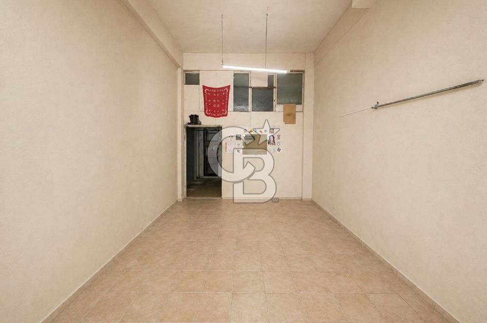 Yeşillik caddesine 50 mt mesafede satılık dükkan