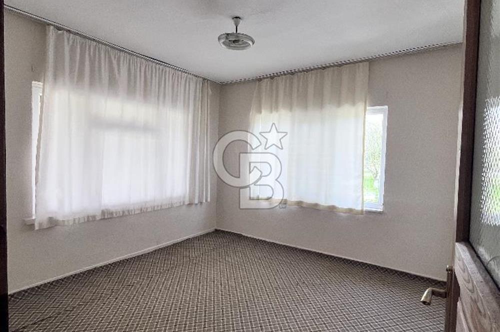 Sakaryanın En Güzel Köyü Maksudiyede Bahçeli Ev | 615 m² Arsa