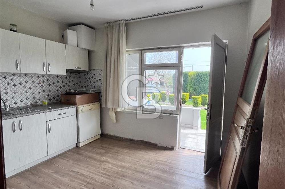 Sakaryanın En Güzel Köyü Maksudiyede Bahçeli Ev | 615 m² Arsa