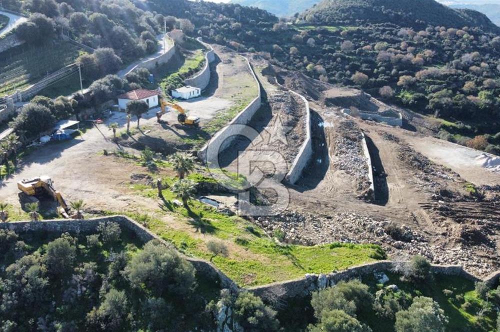 BODRUM GÜRECEDE TERASLAMASI YAPILI DENİZ MANZARALI 255M2 ARSA