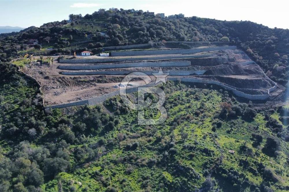 BODRUM GÜRECEDE TERASLAMASI YAPILI DENİZ MANZARALI 255M2 ARSA