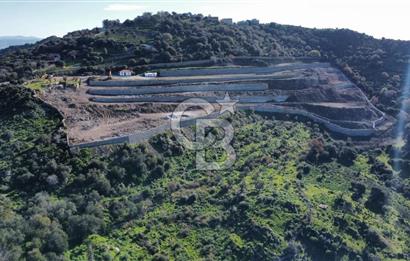 BODRUM GÜRECEDE TERASLAMASI YAPILI DENİZ MANZARALI 255M2 ARSA