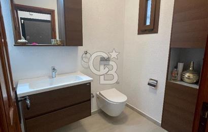 BODRUM UMURÇA MERKEZİ KONUMDA EŞYALI SATILIK GENİŞ KULLANIŞLI MÜSTAKİL VİLLA 