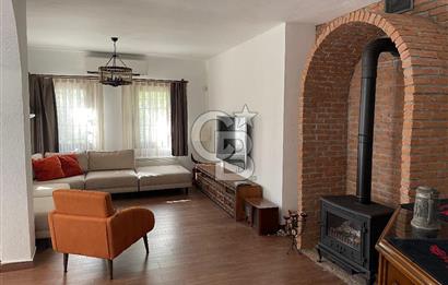 BODRUM UMURÇA MERKEZİ KONUMDA EŞYALI SATILIK GENİŞ KULLANIŞLI MÜSTAKİL VİLLA 