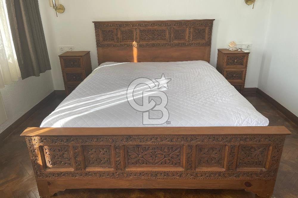 BODRUM UMURÇA MERKEZİ KONUMDA EŞYALI SATILIK GENİŞ KULLANIŞLI MÜSTAKİL VİLLA 