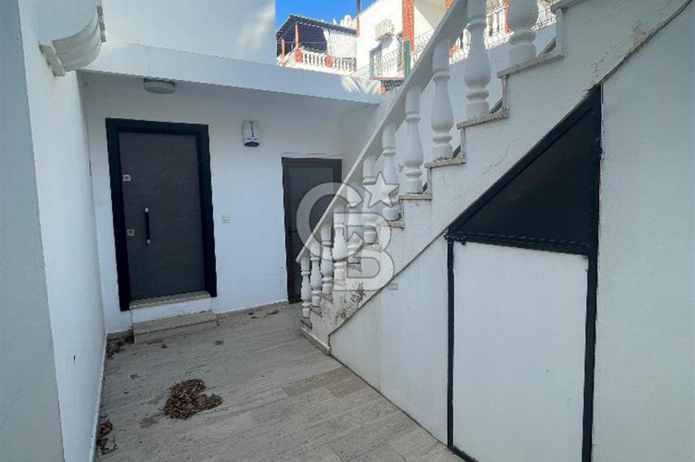 BODRUM UMURÇA MERKEZİ KONUMDA EŞYALI SATILIK GENİŞ KULLANIŞLI MÜSTAKİL VİLLA 