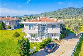 1020 M2 ARSA İÇİNDE GÜZELBAHÇE YELKİ SATILIK DUBLEKS VİLLA - 1 - 346440