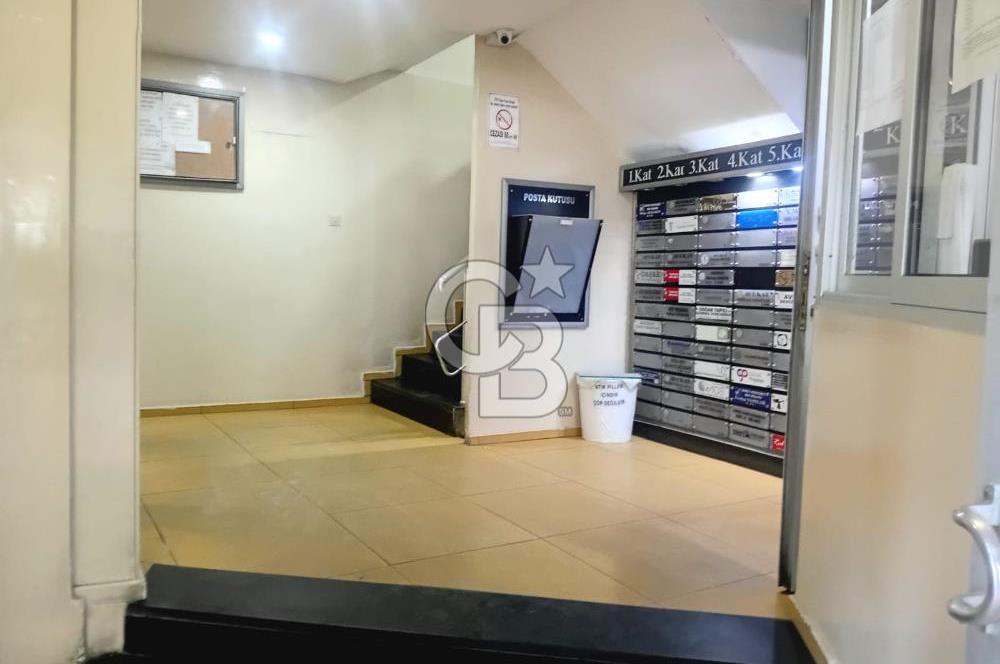 İZMİR KONAK KEMERALTINDA MERKEZİ KONUMDA SATILIK OFİS