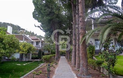 Göcek Sahilinde Satılık Eşyalı 4+1 Lüks Villa