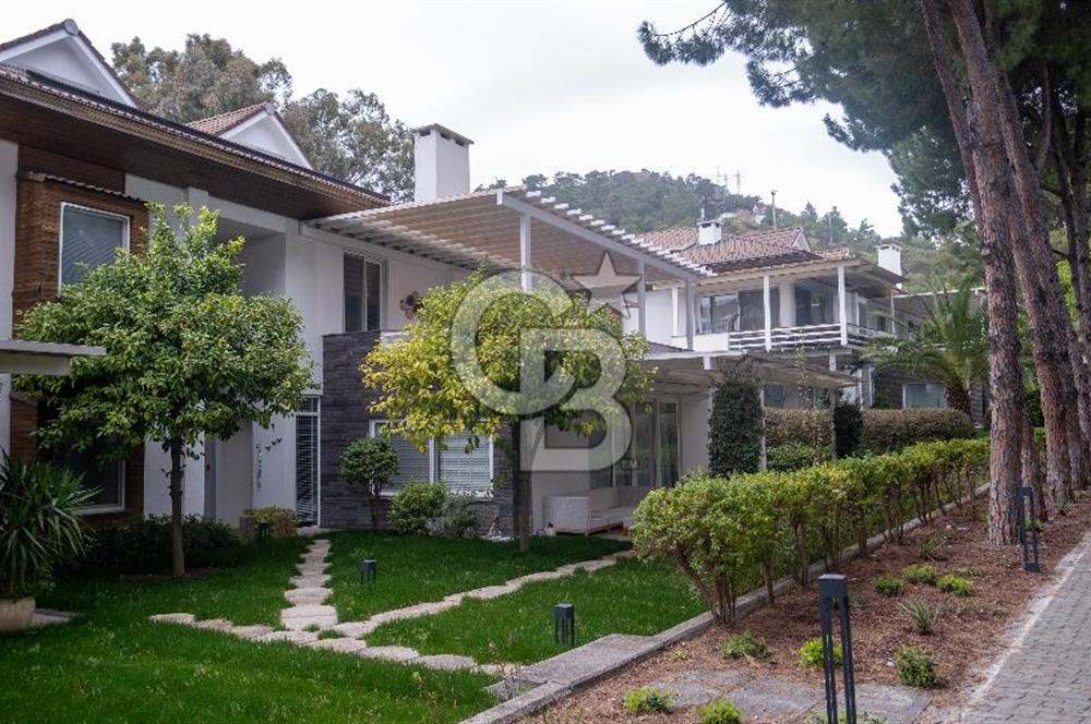 Göcek Sahilinde Satılık Eşyalı 4+1 Lüks Villa