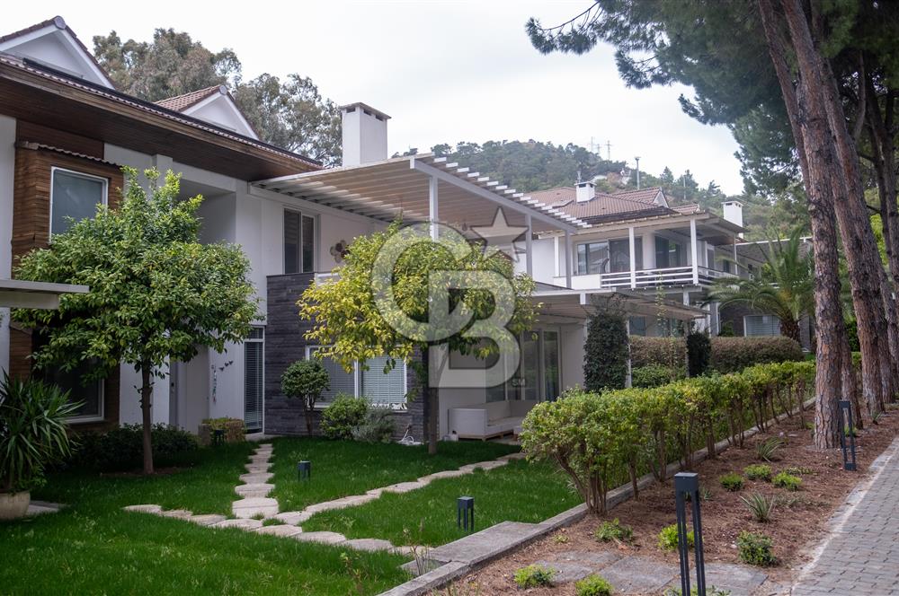 Göcek Sahilinde Satılık Eşyalı 4+1 Lüks Villa