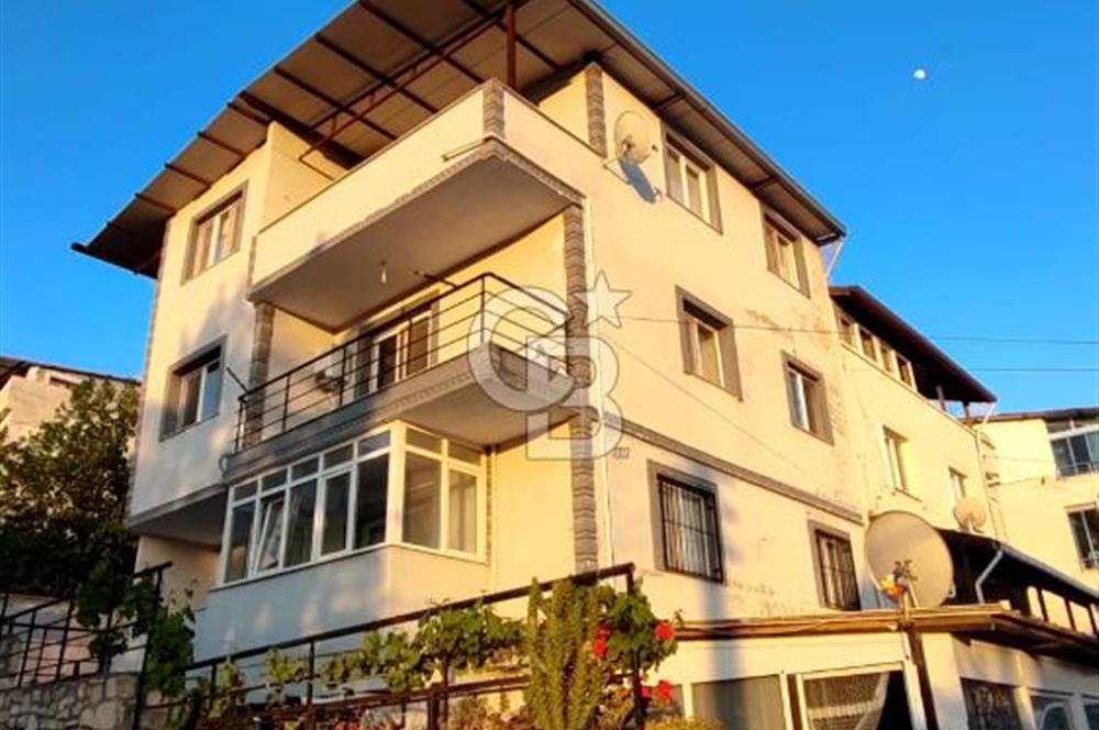 URLA MERKEZDE KİRALIK DAİRE. Beyaz Eşya Mevcut
