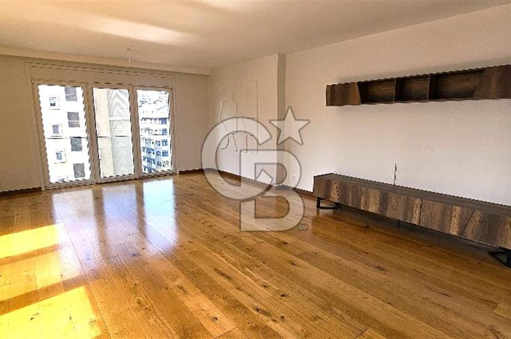 CADDEBOSTAN DENİZ MANZARALI BÜYÜK KULÜBE KOMŞU NİDAPARK 148m2 3+1 DAİRE FIRSATI
