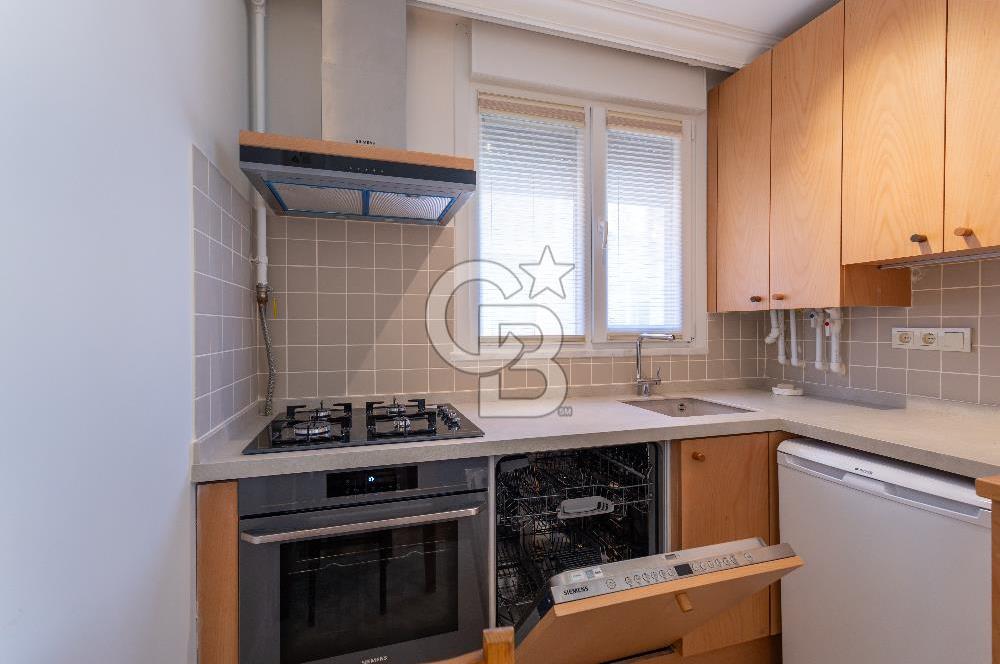 Maltepe Feyzullah'ta Satılık Eşyalı 1+1 Modern Daire