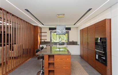 Gaziemir de satılık 7 odalı ultra lüks villa özel spa ve havuzlu