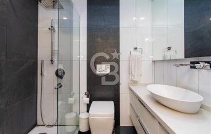 Gaziemir de satılık 7 odalı ultra lüks villa özel spa ve havuzlu