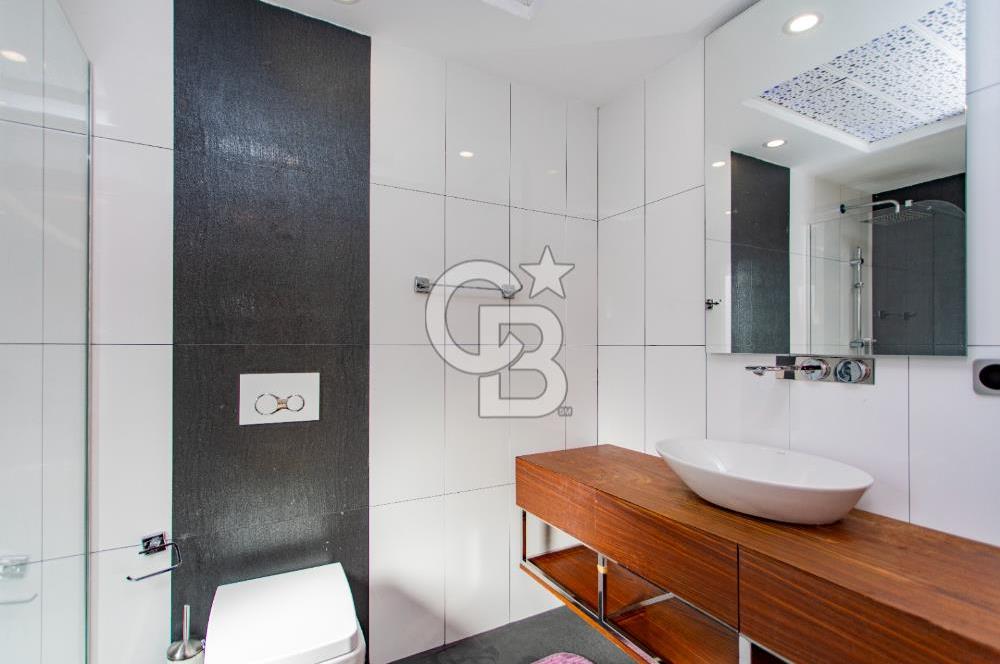 Gaziemir de satılık 7 odalı ultra lüks villa özel spa ve havuzlu