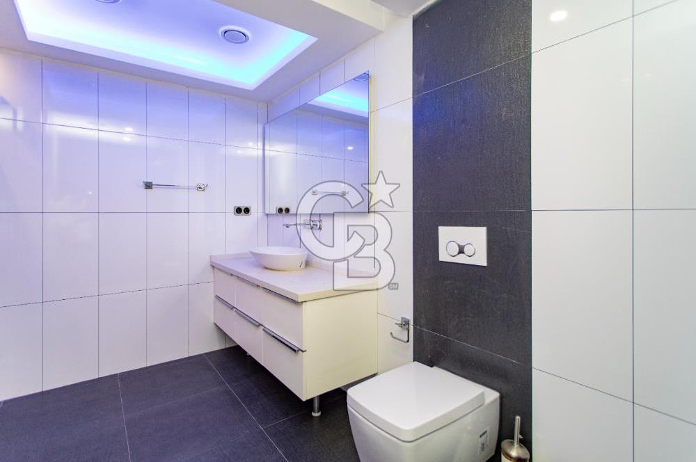 Gaziemir de satılık 7 odalı ultra lüks villa özel spa ve havuzlu